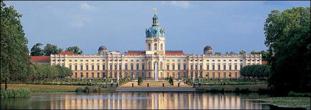 charlottenburgschloss.jpg